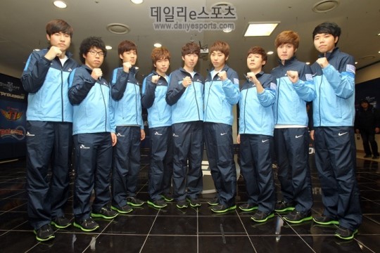 Elk向队友和粉丝致歉：我自己打得不是很好 和大家说一声对不起