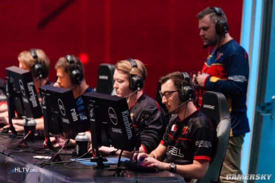 官方公告： LCL将取消春季赛，并将缺席2025季中邀请赛。