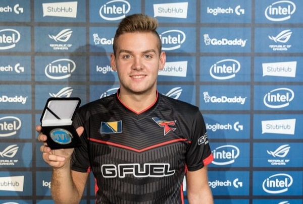 韩网评选LCK首周最佳阵容：Doran高票数入选